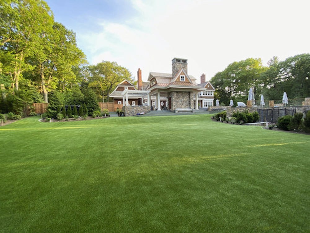 The ForeverLawn® Select product line offers innovative and durable products that reduce water waste, eliminate chemical runoff, and lower emissions, while presenting unparalleled realism.