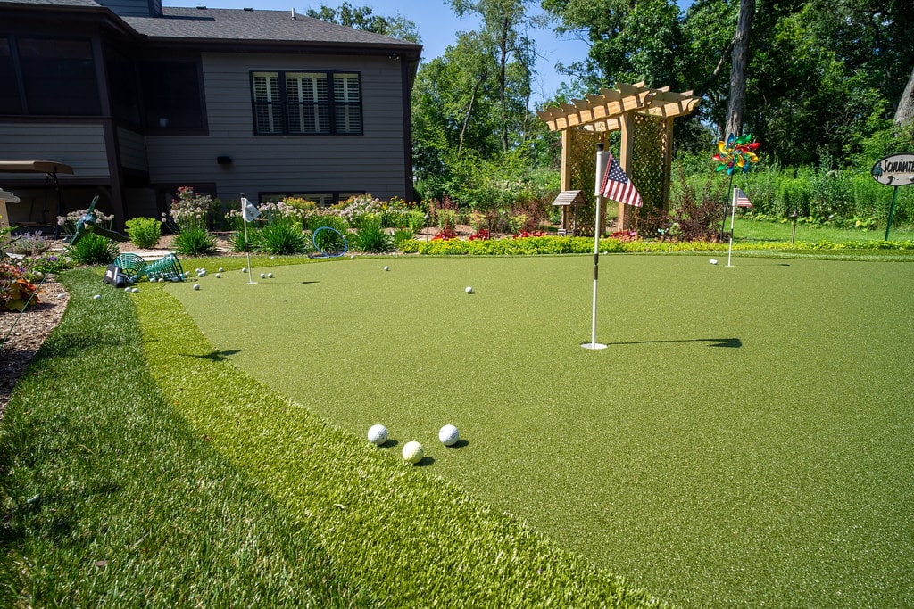 GolfGreens - ForeverLawn